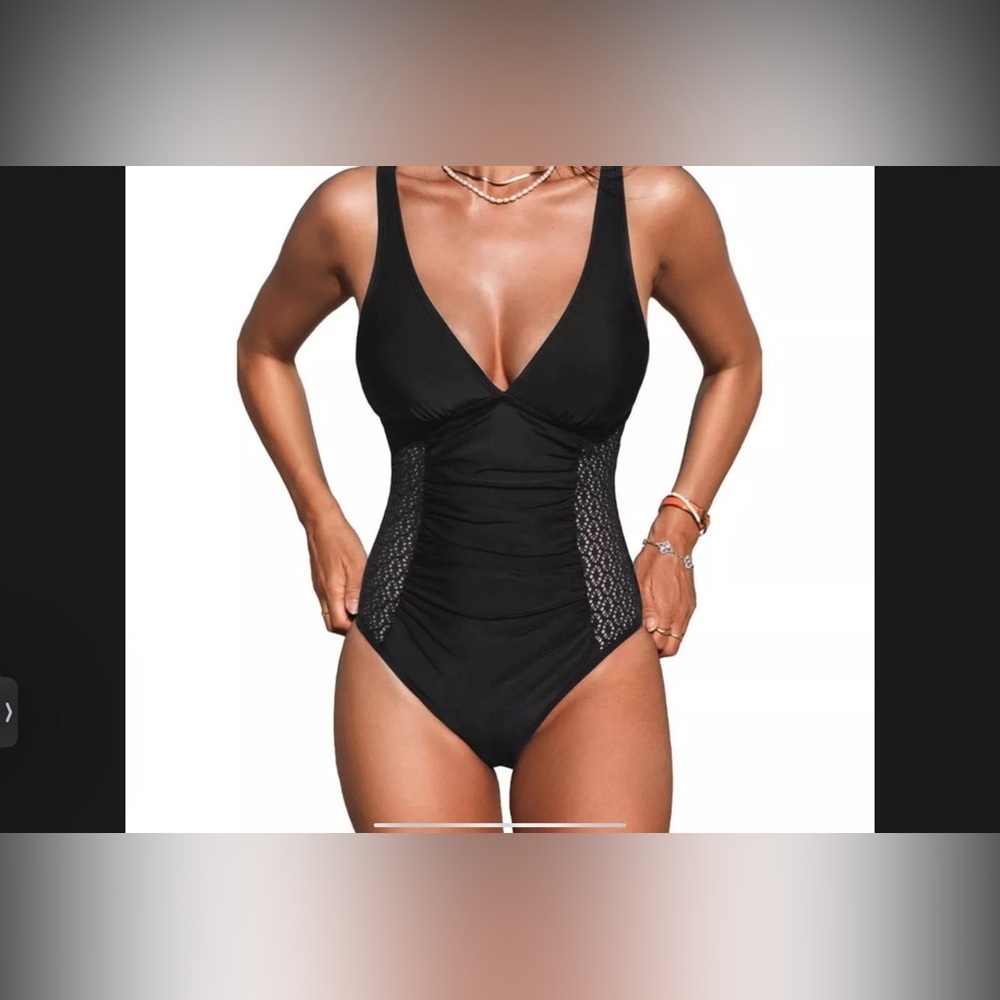 CUPSHE One Piece Swimsuit. Black, With Lace Details. NWT  Size XL